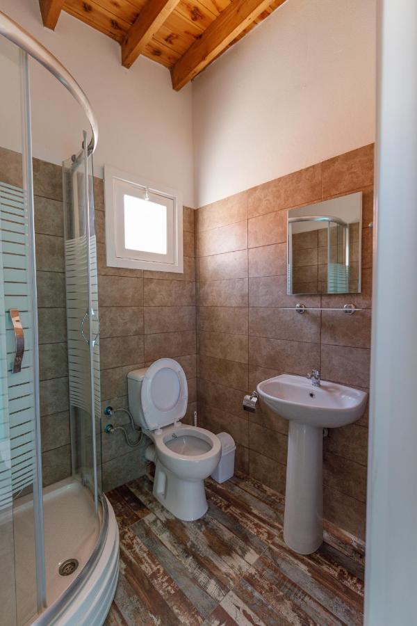 Santa Napa Guest House Famagusta  Esterno foto